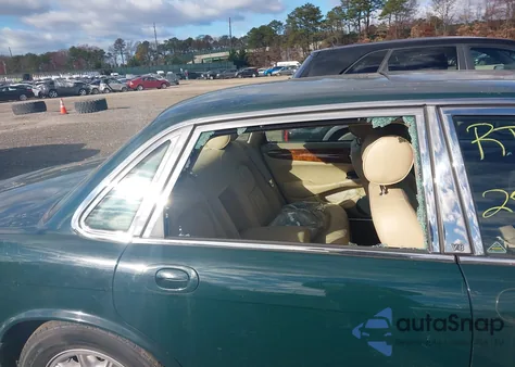 2000 Jaguar Xj8 from USA, damaged, VIN SAJDA14CXYLF17314